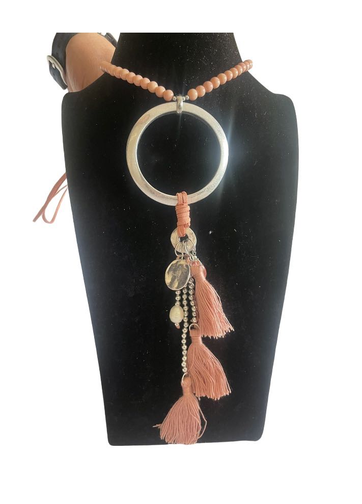 Collar Carlotta