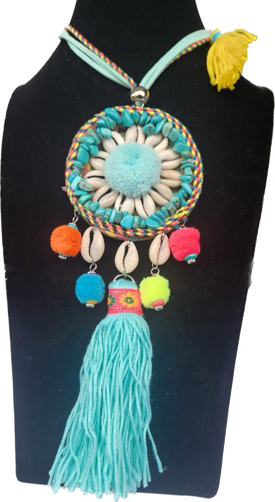 Collar Leyla
